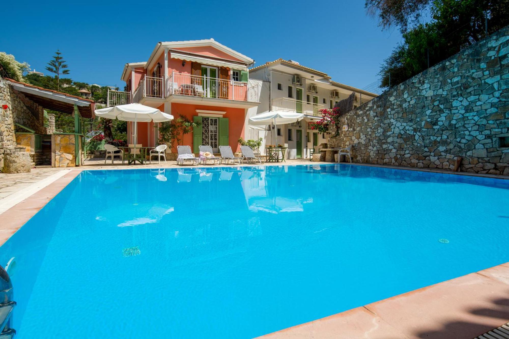 Soustas Apartments Longos  Exterior photo