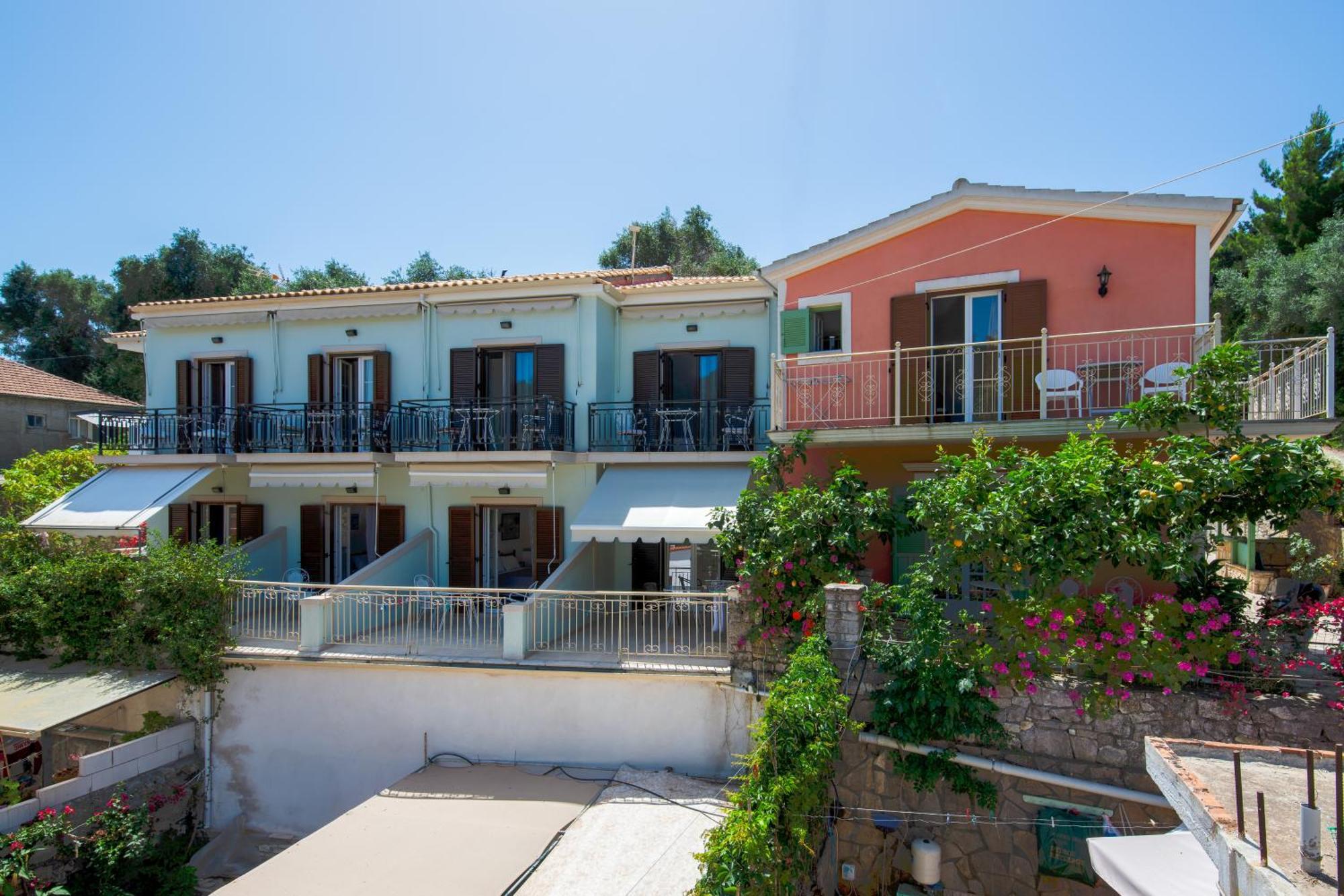 Soustas Apartments Longos  Exterior photo
