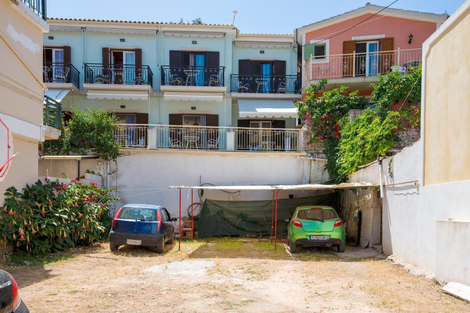 Soustas Apartments Longos  Exterior photo
